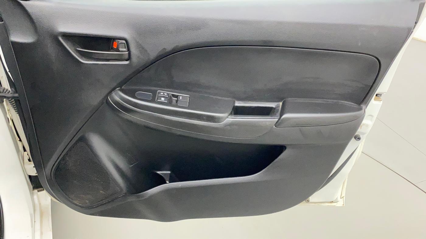 2021 Maruti Baleno SIGMA PETROL 1.2, Petrol, Manual, 40,679 km, Driver Side Door Panels Control