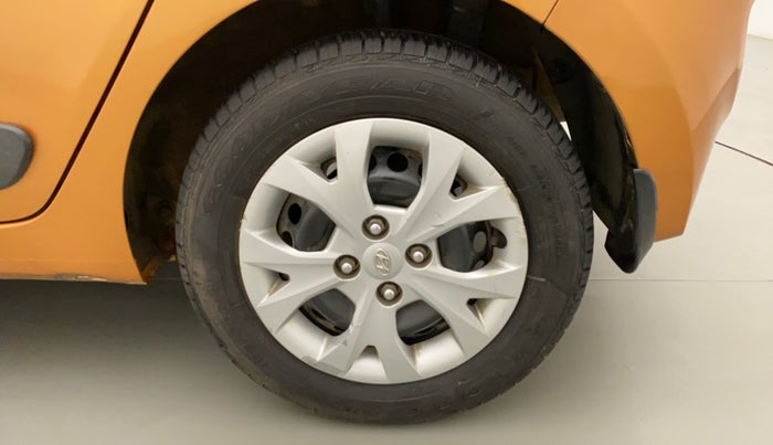 2014 Hyundai Grand i10 SPORTZ AT 1.2 KAPPA VTVT, Petrol, Automatic, 48,548 km, Left Rear Wheel