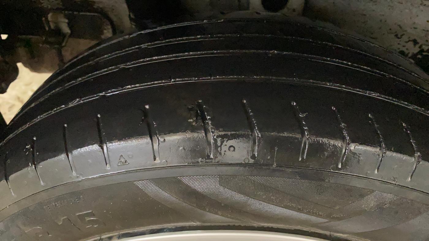 2020 Hyundai VENUE S 1.2, Petrol, Manual, 52,316 km, Right Rear Tyre Tread