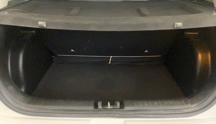 2020 Hyundai VENUE S 1.2, Petrol, Manual, 52,243 km, Boot Inside