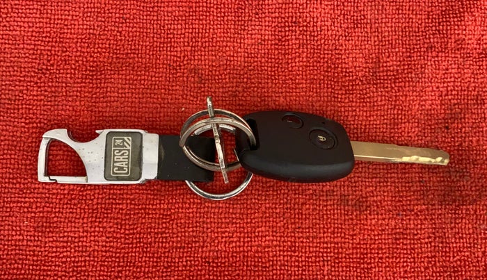 2016 Honda BR-V 1.5L I-VTEC S, Petrol, Manual, 83,454 km, Key Close Up