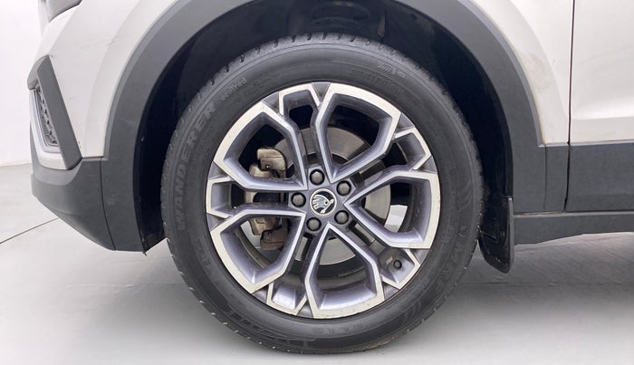 2021 Skoda KUSHAQ STYLE 1.5L TSI MT, Petrol, Manual, 28,348 km, Left Front Wheel