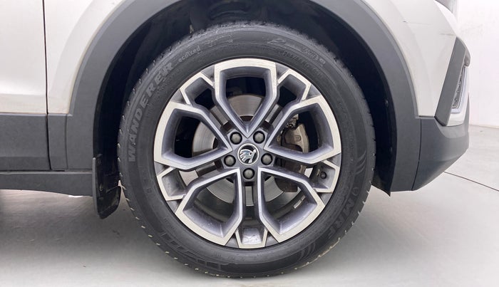 2021 Skoda KUSHAQ STYLE 1.5L TSI MT, Petrol, Manual, 28,348 km, Right Front Wheel