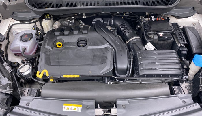 2021 Skoda KUSHAQ STYLE 1.5L TSI MT, Petrol, Manual, 28,348 km, Open Bonet