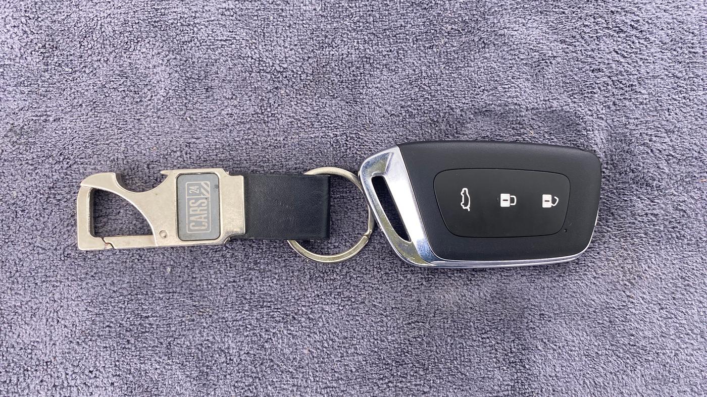 2021 MG HECTOR PLUS SHARP DCT, Petrol, Automatic, 14,735 km, Key Close Up