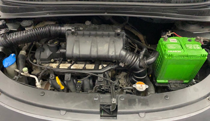 2013 Hyundai i10 MAGNA 1.2, Petrol, Manual, 1,04,654 km, Engine View