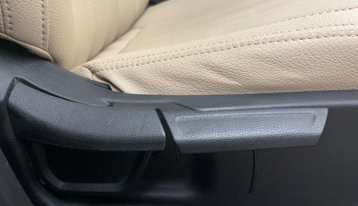 2022 Hyundai Creta SX IVT 1.5 PETROL, Petrol, Automatic, 61,951 km, Driver Side Adjustment Panel