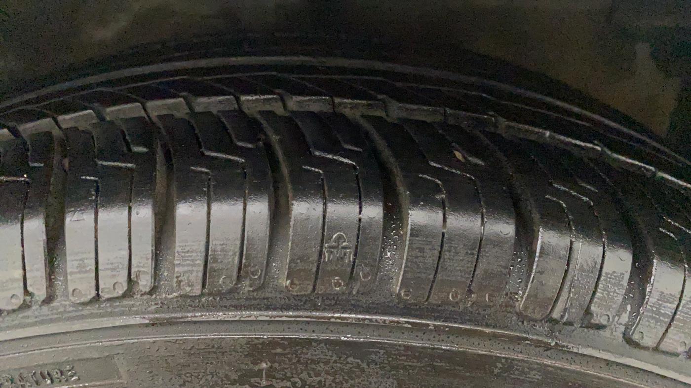 2017 Maruti Celerio VXI, Petrol, Manual, 32,982 km, Left Rear Tyre Tread