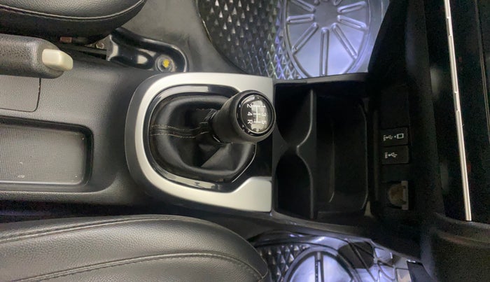 2020 Honda WR-V 1.2L I-VTEC SV MT, Petrol, Manual, 43,299 km, Gear Lever