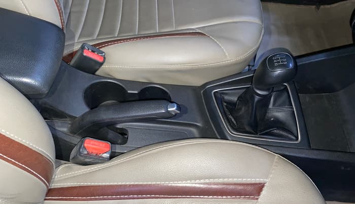 2015 Hyundai Elite i20 MAGNA 1.2, Petrol, Manual, 84,753 km, Gear Lever
