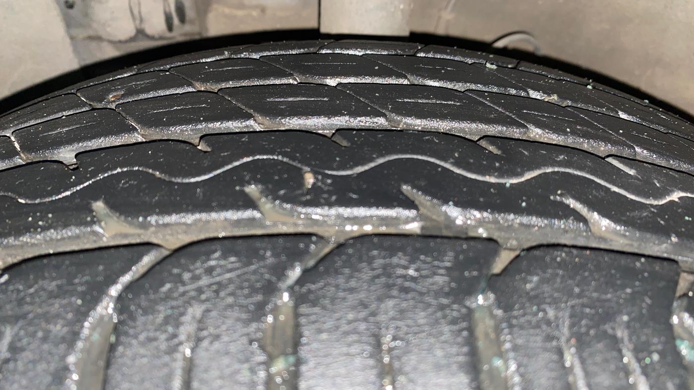 2019 Hyundai VENUE SX PLUS 1.0 TURBO DCT, Petrol, Automatic, 81,692 km, Left Front Tyre Tread
