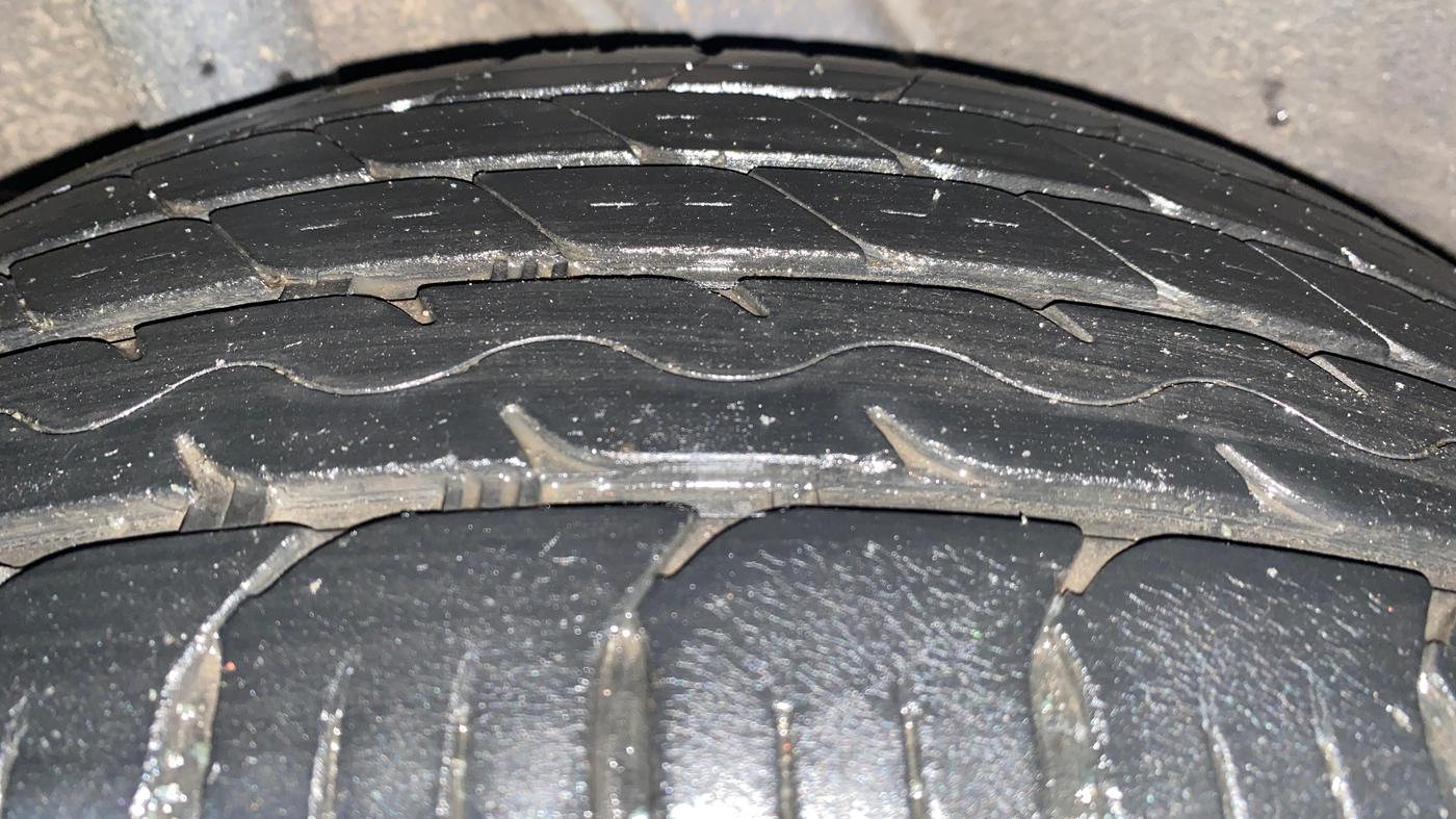 2019 Hyundai VENUE SX PLUS 1.0 TURBO DCT, Petrol, Automatic, 81,692 km, Right Rear Tyre Tread