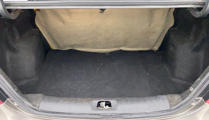 2015 Maruti Swift Dzire VXI 1.2 BS IV, Petrol, Manual, 53,442 km, Boot Inside
