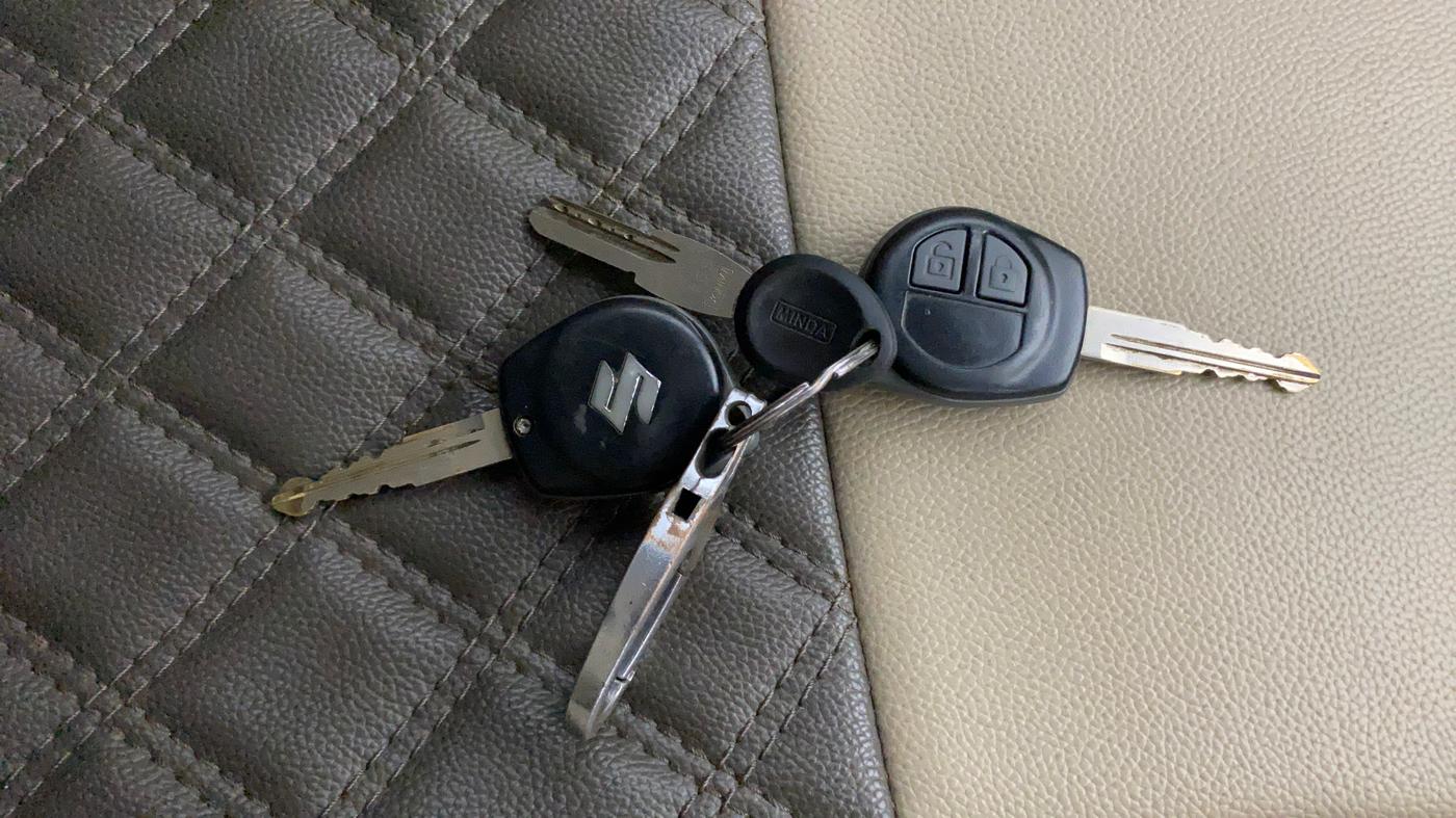 2014 Maruti Ertiga ZXI, Petrol, Manual, 96,389 km, Key Close Up