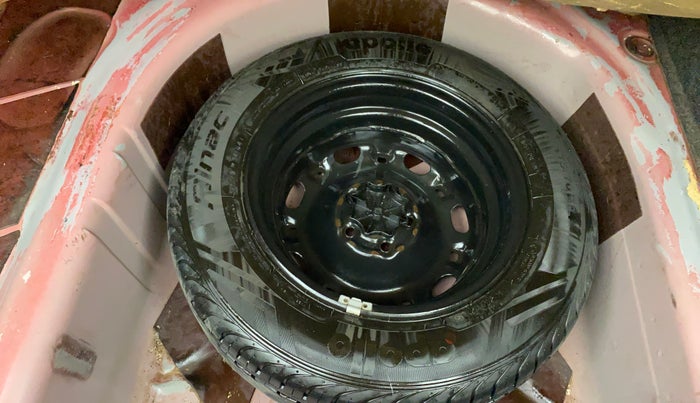 2017 Skoda Rapid 1.5 TDI CR ACTIVE, Diesel, Manual, 1,56,987 km, Spare Tyre