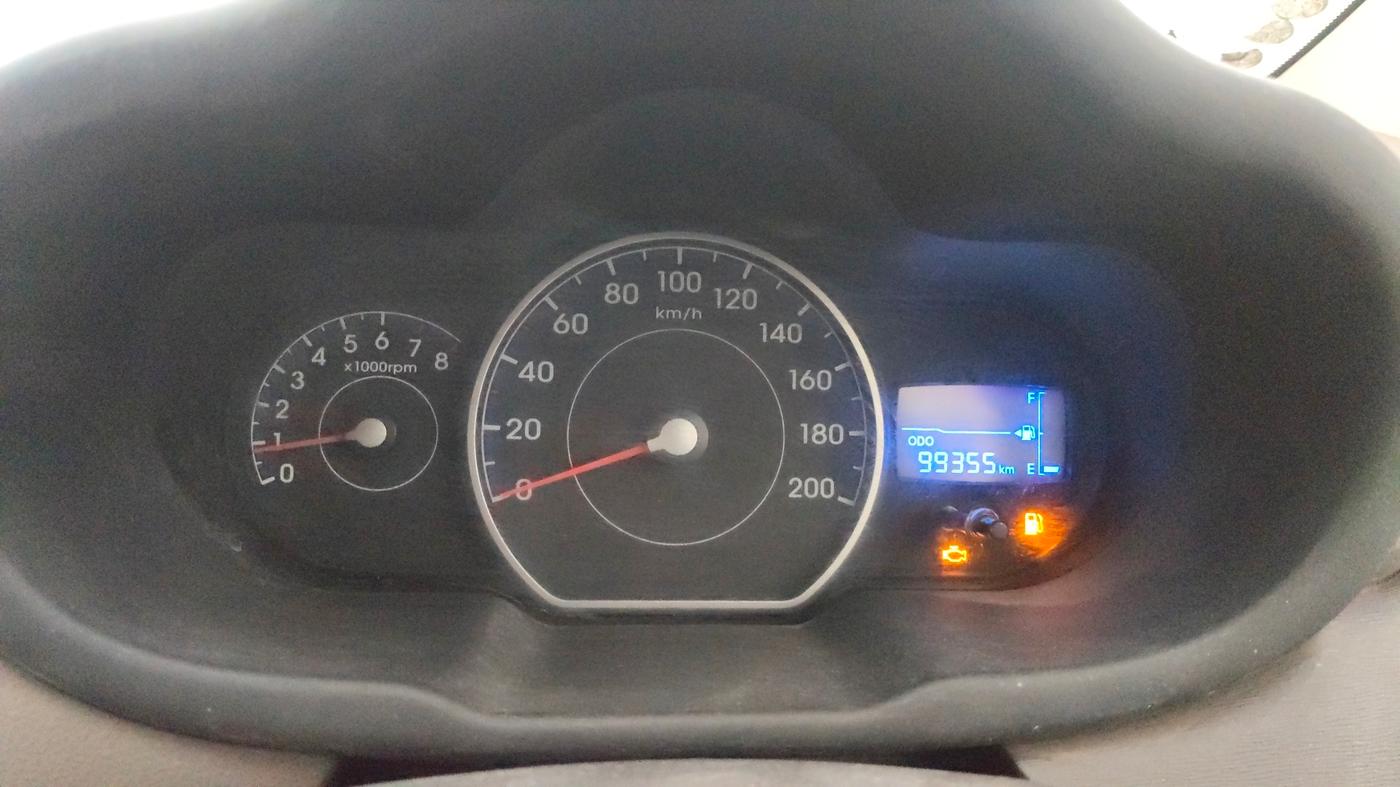2013 Hyundai i10 SPORTZ 1.2, Petrol, Manual, 99,344 km, Odometer Image