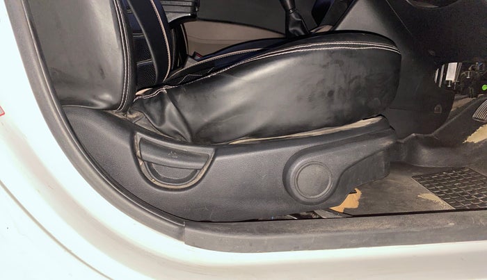 2018 Hyundai Grand i10 ASTA 1.2 KAPPA VTVT, Petrol, Manual, 50,377 km, Driver Side Adjustment Panel