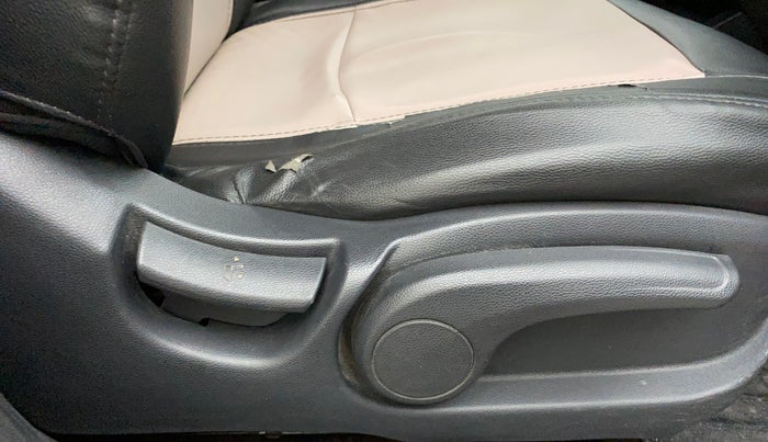 2016 Hyundai Elite i20 ASTA 1.2, Petrol, Manual, 46,291 km, Driver Side Adjustment Panel