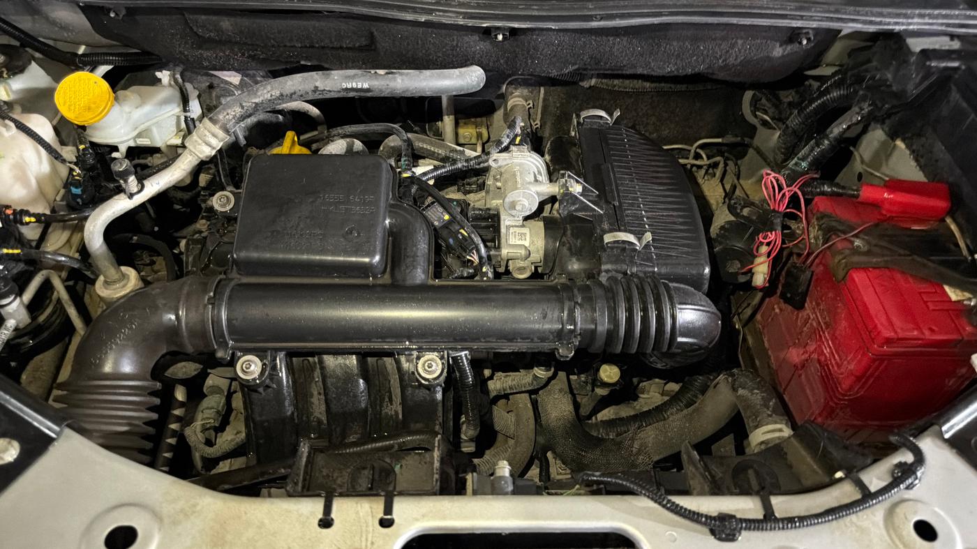 2022 Nissan MAGNITE XE, Petrol, Manual, 54,847 km, Engine View