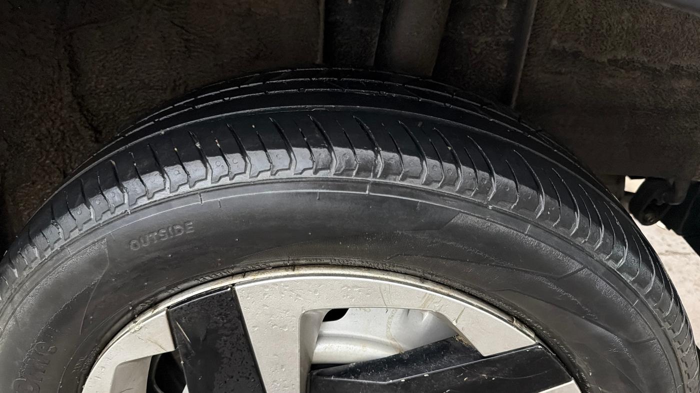 2022 Nissan MAGNITE XE, Petrol, Manual, 54,847 km, Left Rear Tyre Tread