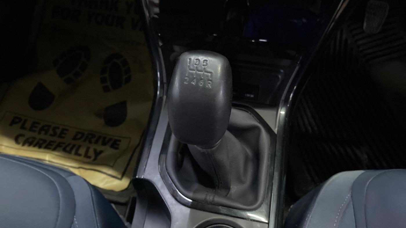 2024 Tata Curvv Creative Plus S 1.2 Petrol 6MT, Petrol, Manual, 12,843 km, Gear Lever