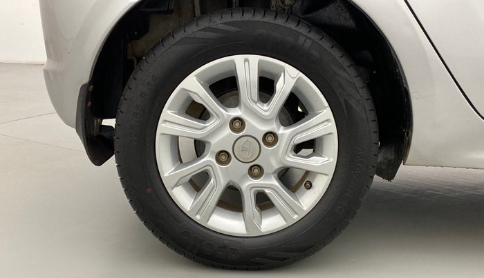 2018 Tata Tiago XZ 1.2 REVOTRON, Petrol, Manual, 90,914 km, Right Rear Wheel