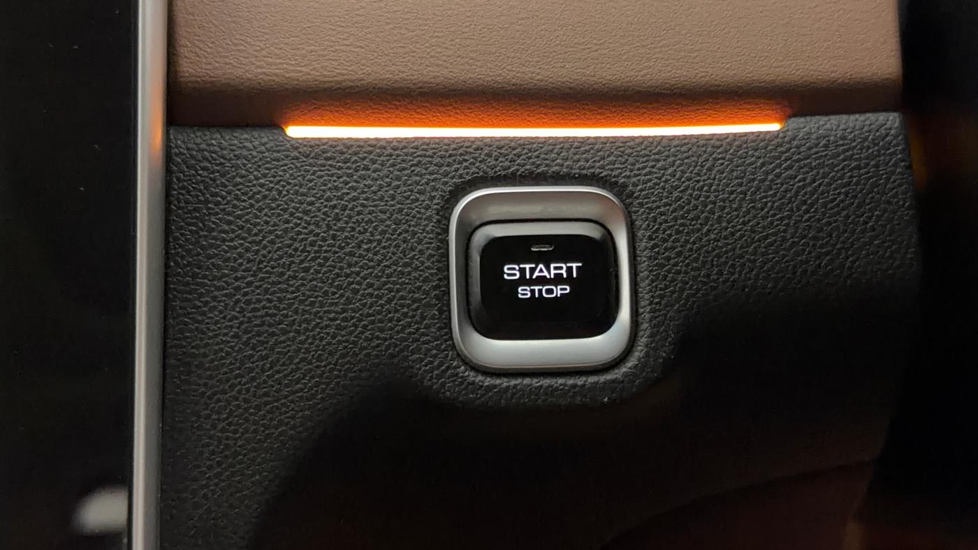 2024 MG HECTOR PLUS SAVVY PRO 1.5 TURBO CVT 7 STR, Petrol, Automatic, 67,560 km, Keyless Start/ Stop Button