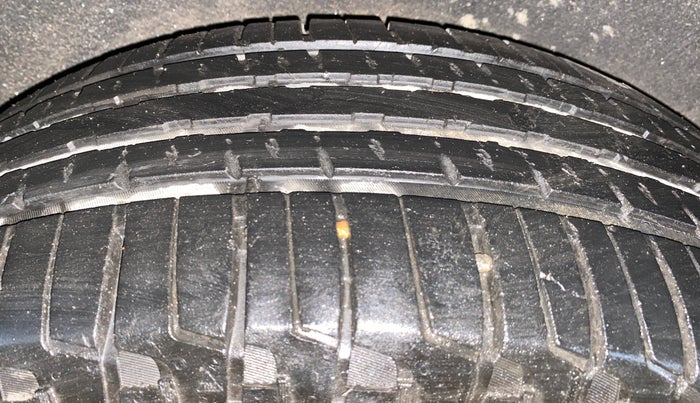 2023 Mahindra SCORPIO-N Z8 DIESEL MT 4WD 7 STR, Diesel, Manual, 33,984 km, Right Rear Tyre Tread