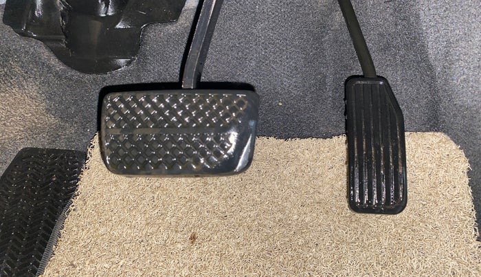 2016 Honda BR-V 1.5L I-VTEC V CVT, Petrol, Automatic, 1,11,113 km, Pedals