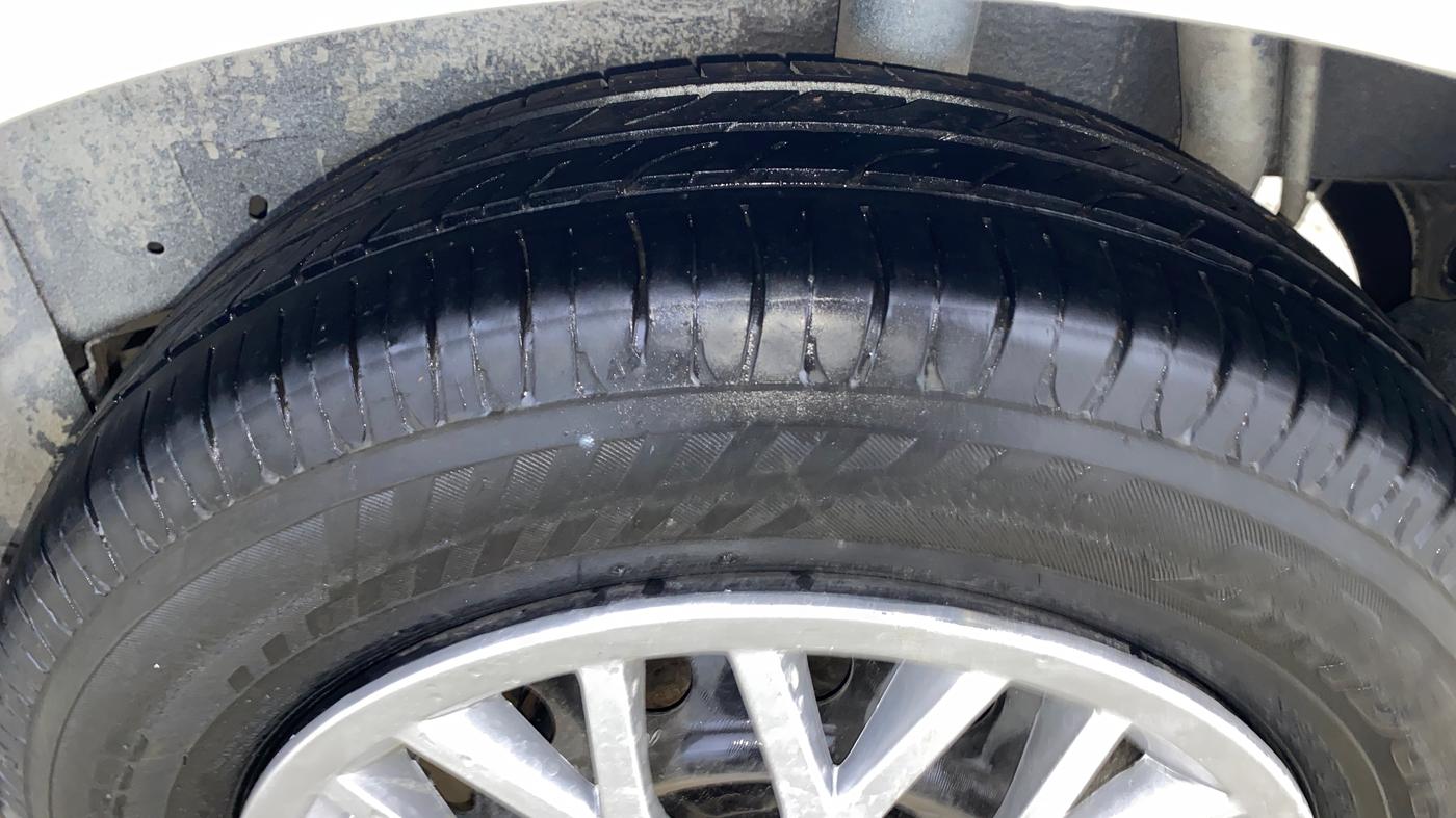 2014 Maruti Celerio VXI CNG, CNG, Manual, 64,940 km, Left Rear Tyre Tread