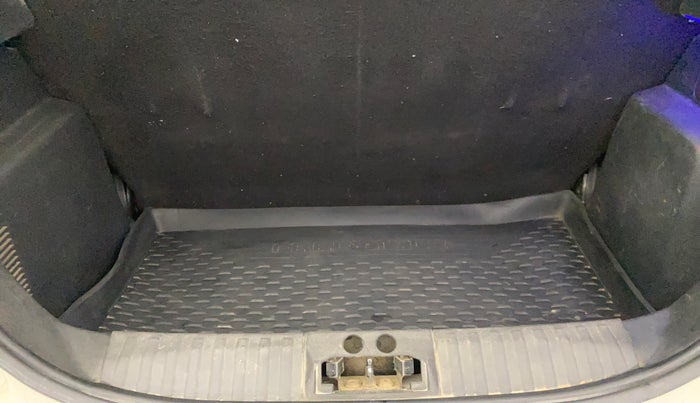 2021 Ford FREESTYLE TITANIUM 1.5 DIESEL, Diesel, Manual, 1,11,529 km, Boot Inside