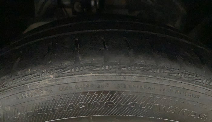 2021 Ford FREESTYLE TITANIUM 1.5 DIESEL, Diesel, Manual, 1,11,529 km, Right Front Tyre Tread