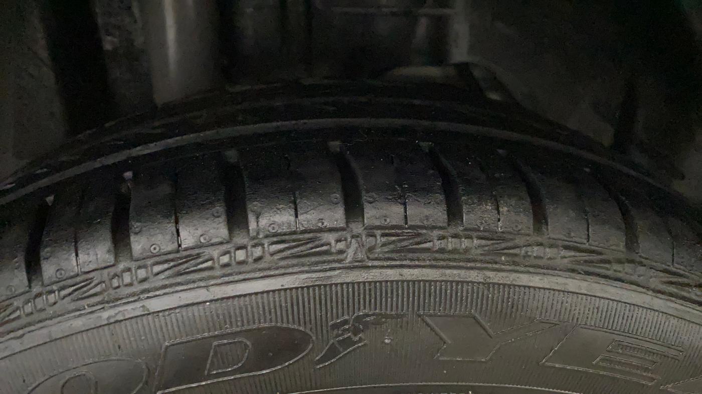 2021 Ford FREESTYLE TITANIUM 1.5 DIESEL, Diesel, Manual, 1,11,529 km, Right Rear Tyre Tread