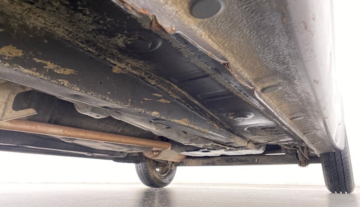 2016 Hyundai Eon ERA PLUS, Petrol, Manual, 21,195 km, Right Side Underbody