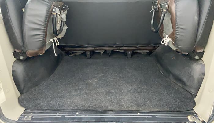 2017 Mahindra Scorpio S6 PLUS, Diesel, Manual, 42,408 km, Boot Inside View