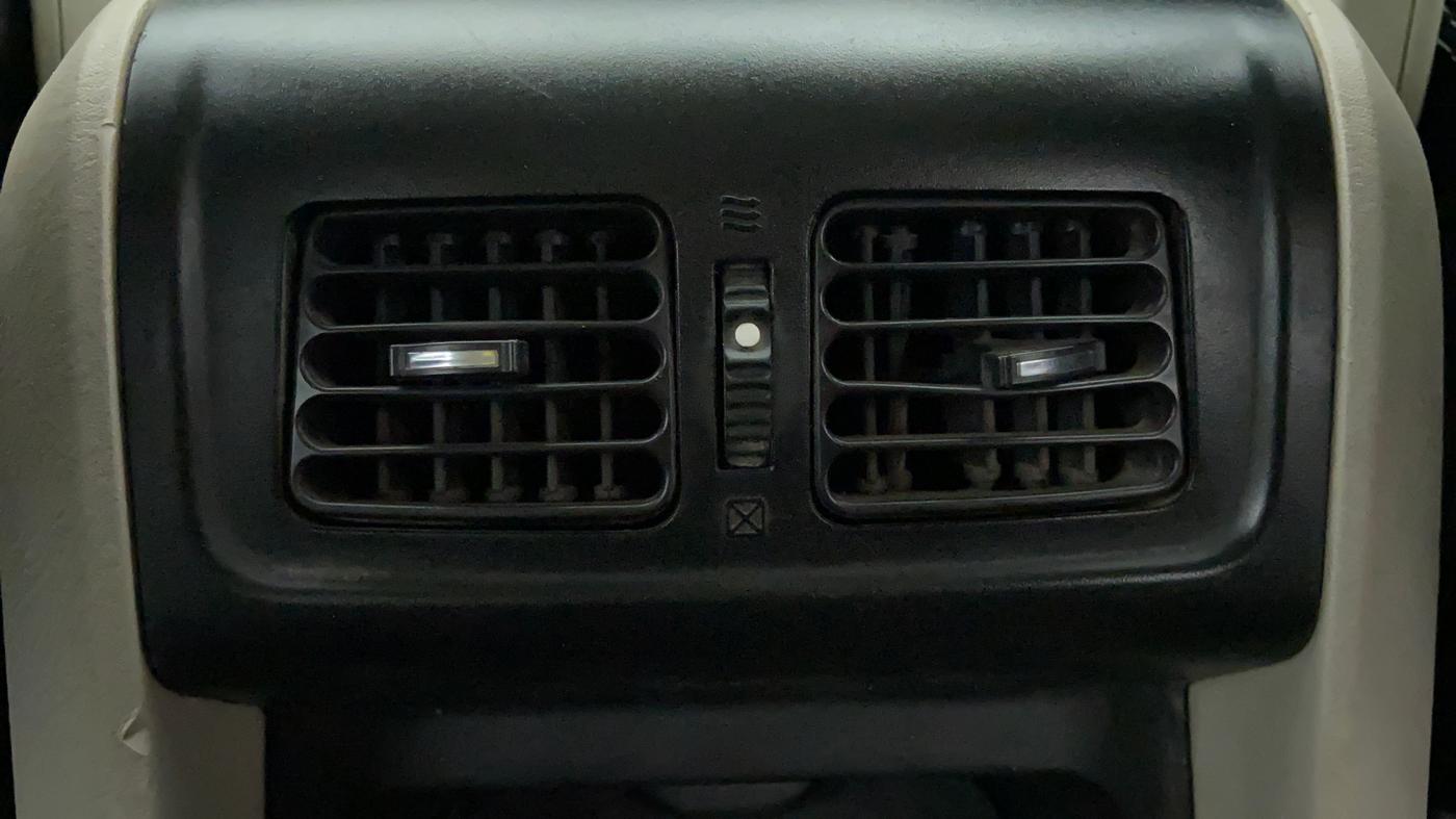 2017 Mahindra Scorpio S6 PLUS, Diesel, Manual, 42,408 km, Rear Ac