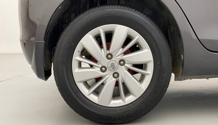 2017 Maruti Swift ZXI, Petrol, Manual, 51,421 km, Right Rear Wheel