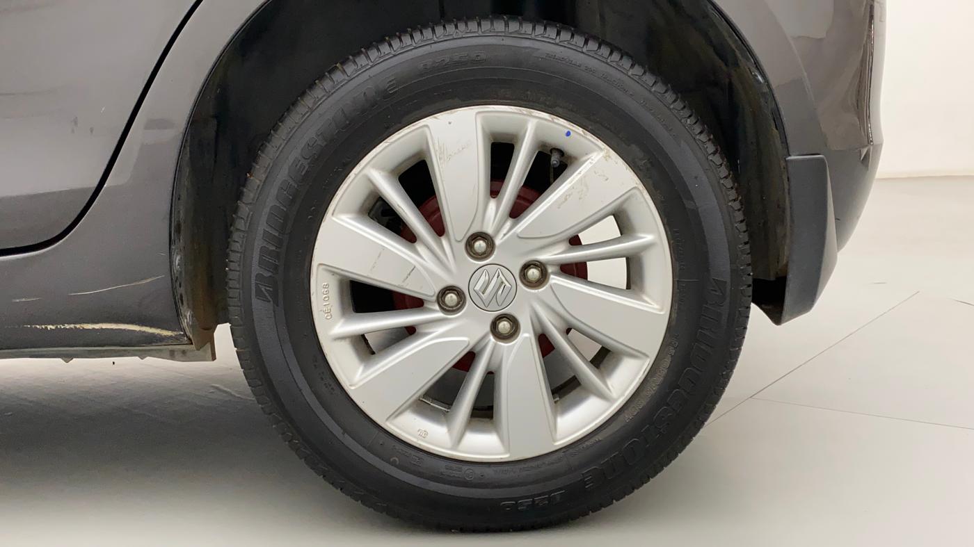 2017 Maruti Swift ZXI, Petrol, Manual, 51,421 km, Left Rear Wheel