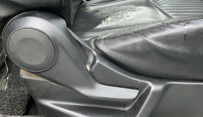 2021 Maruti New Wagon-R LXI CNG 1.0 L, CNG, Manual, 49,905 km, Driver Side Adjustment Panel