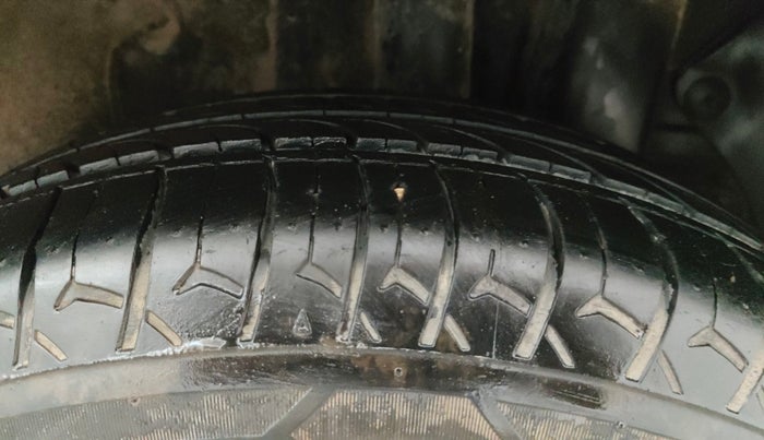 2016 Hyundai Elite i20 SPORTZ 1.2, Petrol, Manual, 44,861 km, Left Rear Tyre Tread