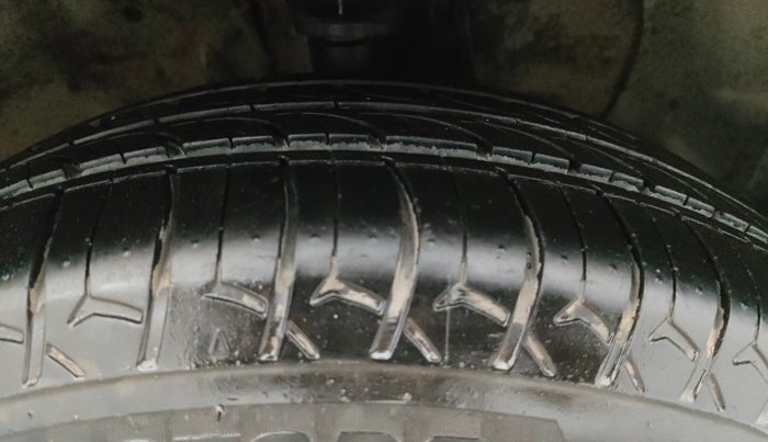 2016 Hyundai Elite i20 SPORTZ 1.2, Petrol, Manual, 44,861 km, Right Front Tyre Tread