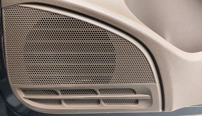 2016 Skoda Rapid 1.6 MPI STYLE PLUS AT, Petrol, Automatic, 1,25,533 km, Speakers