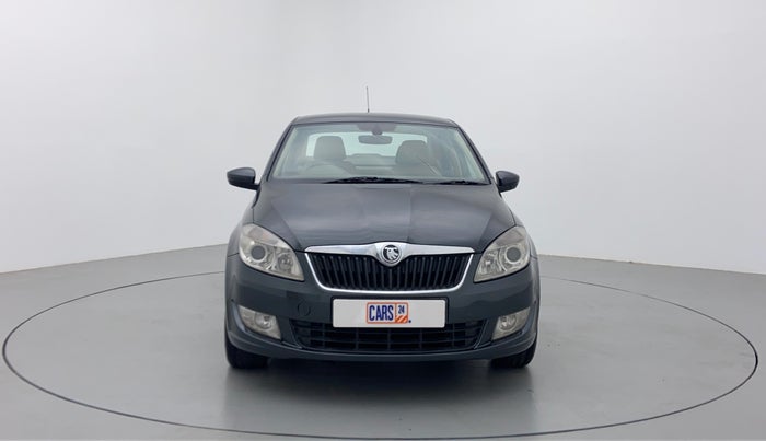2016 Skoda Rapid 1.6 MPI STYLE PLUS AT, Petrol, Automatic, 1,25,533 km, Front View