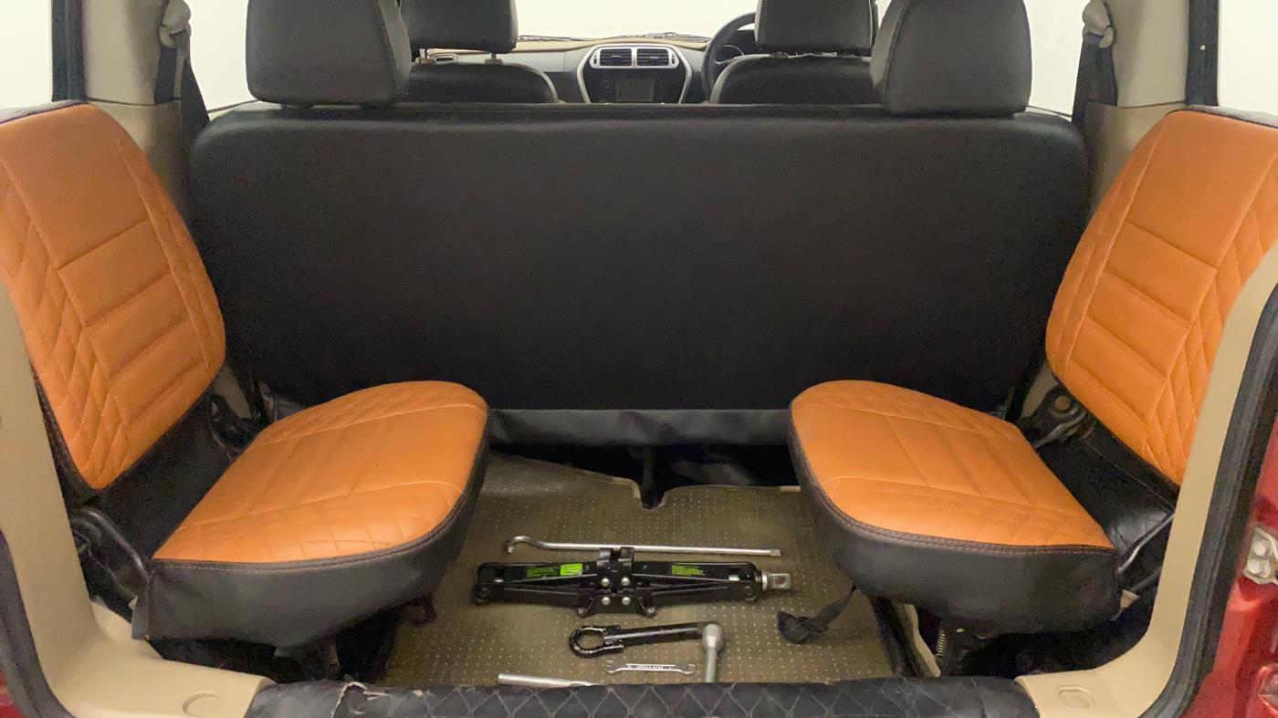 2016 Mahindra TUV300 T8 AMT, Diesel, Automatic, 63,015 km, Third Seat Row ( optional )