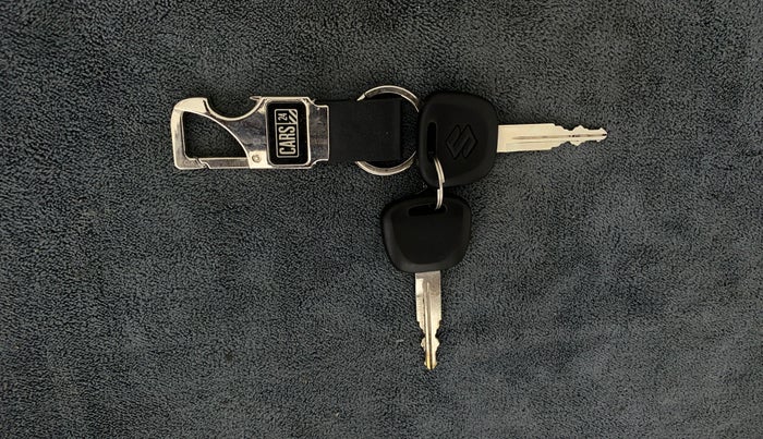 2022 Maruti Eeco 5 STR AC (O), Petrol, Manual, 16,436 km, Key Close Up