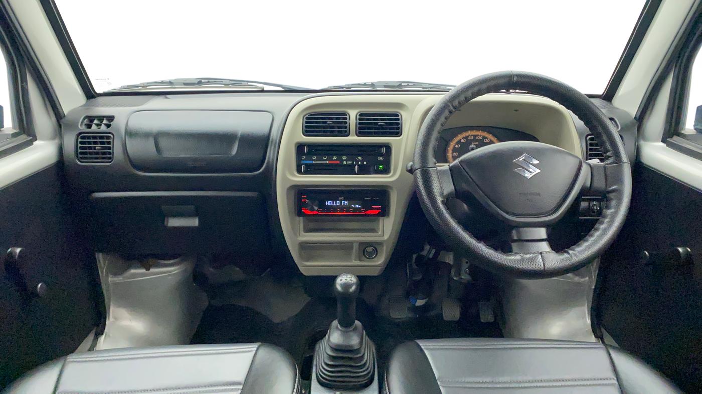 2022 Maruti Eeco 5 STR AC (O), Petrol, Manual, 16,436 km, Dashboard