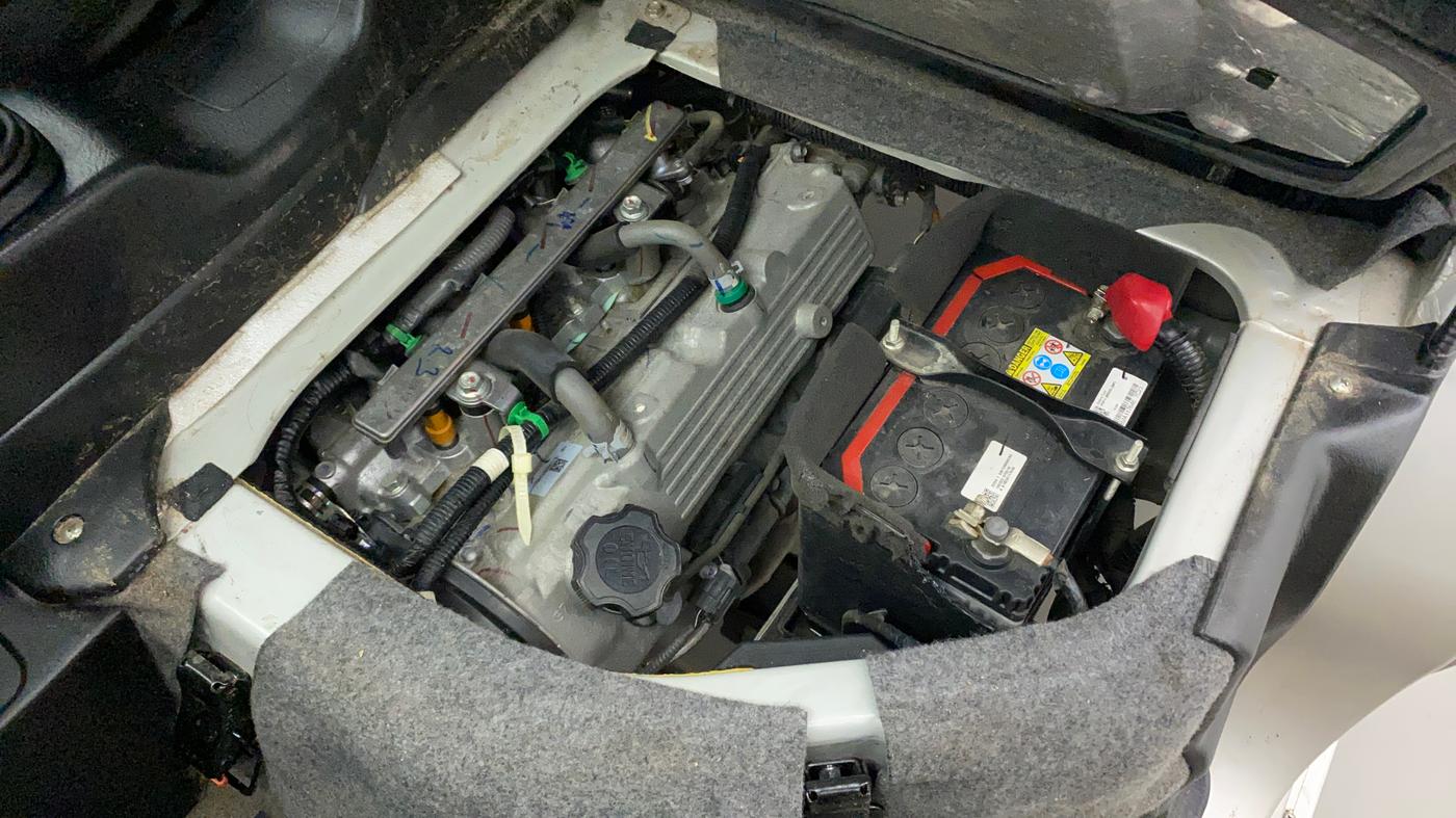2022 Maruti Eeco 5 STR AC (O), Petrol, Manual, 16,436 km, Open Bonet