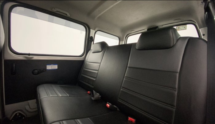 2022 Maruti Eeco 5 STR AC (O), Petrol, Manual, 16,436 km, Right Side Rear Door Cabin