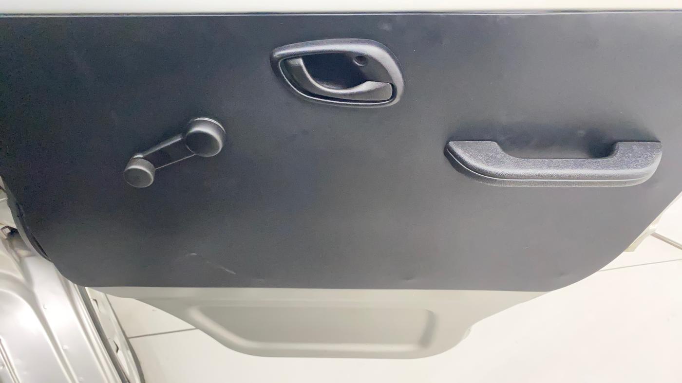 2022 Maruti Eeco 5 STR AC (O), Petrol, Manual, 16,436 km, Driver Side Door Panels Control