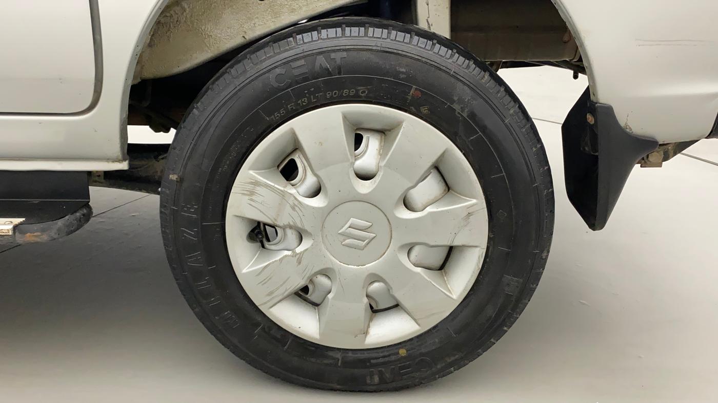 2022 Maruti Eeco 5 STR AC (O), Petrol, Manual, 16,436 km, Left Rear Wheel